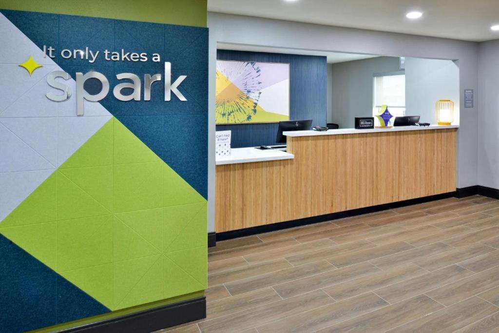 Spark By Hilton Spring Lake Fayetteville Exteriör bild